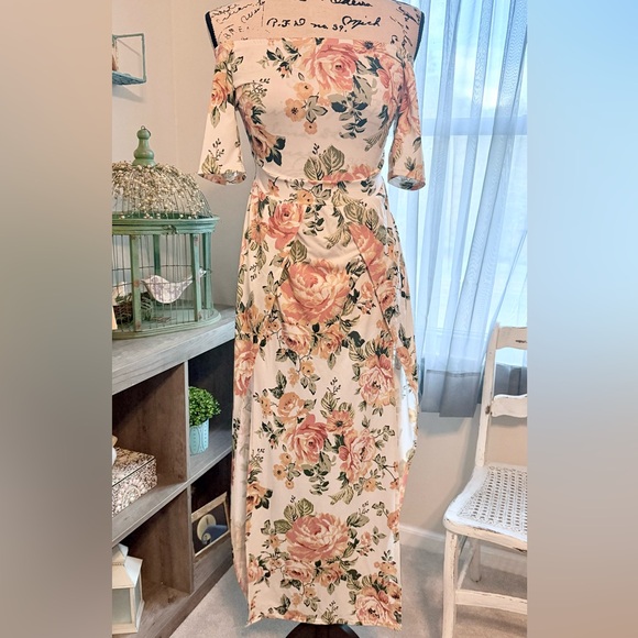 Floral Off Shoulder Stretchy Maxi Dress - Picture 2 of 3